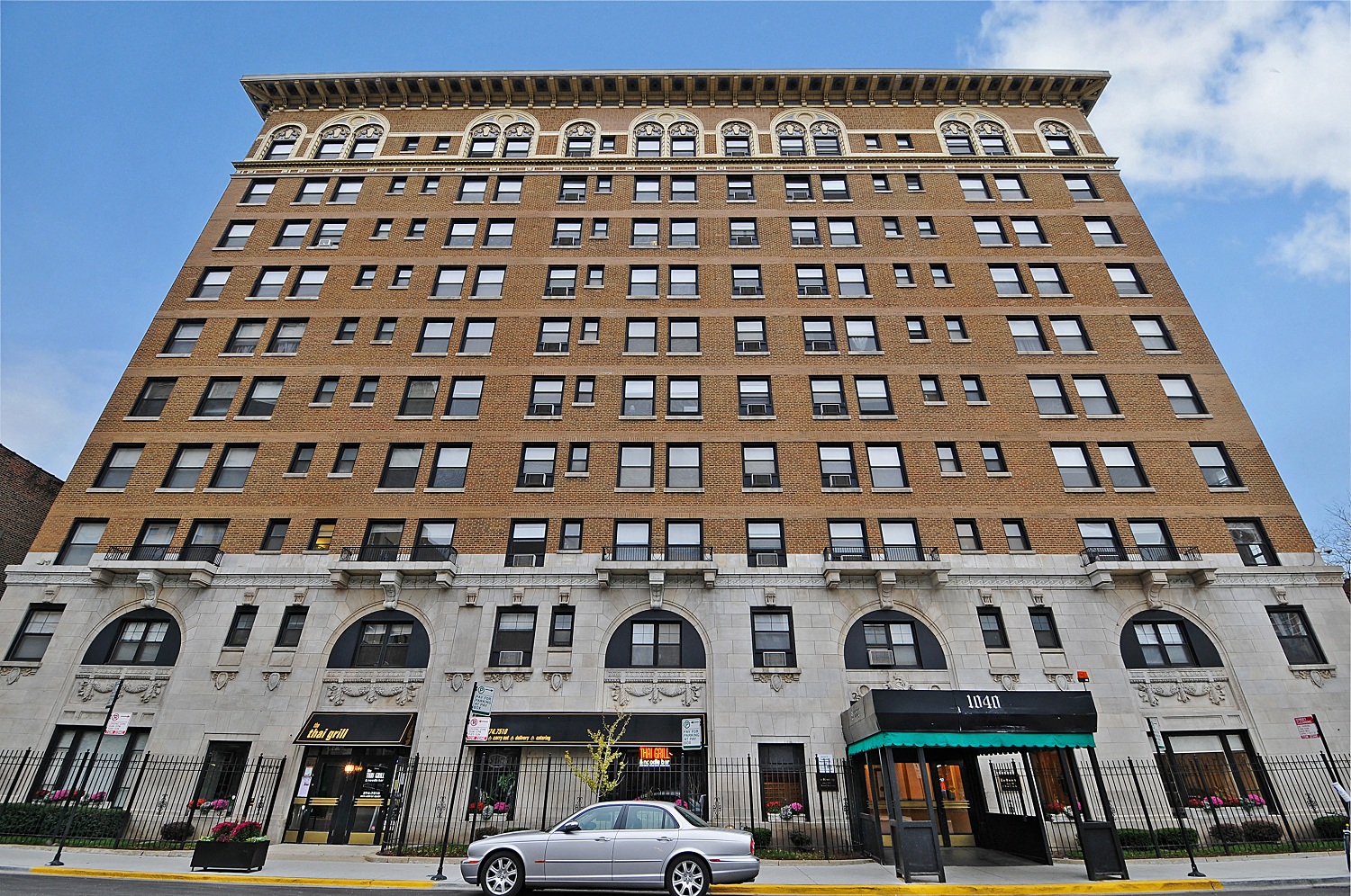 The Sovereign Apartments in Chicago, IL